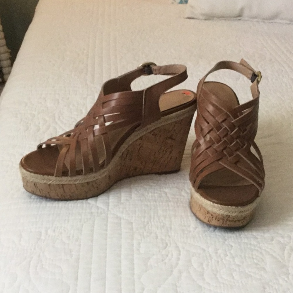 Light brown Wedges